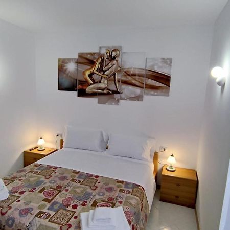 Elegante Alloggio Zona Storica เลคโค ภายนอก รูปภาพ