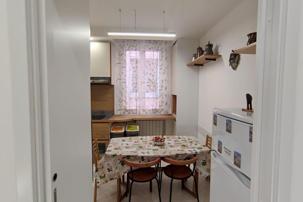 Elegante Alloggio Zona Storica เลคโค ภายนอก รูปภาพ