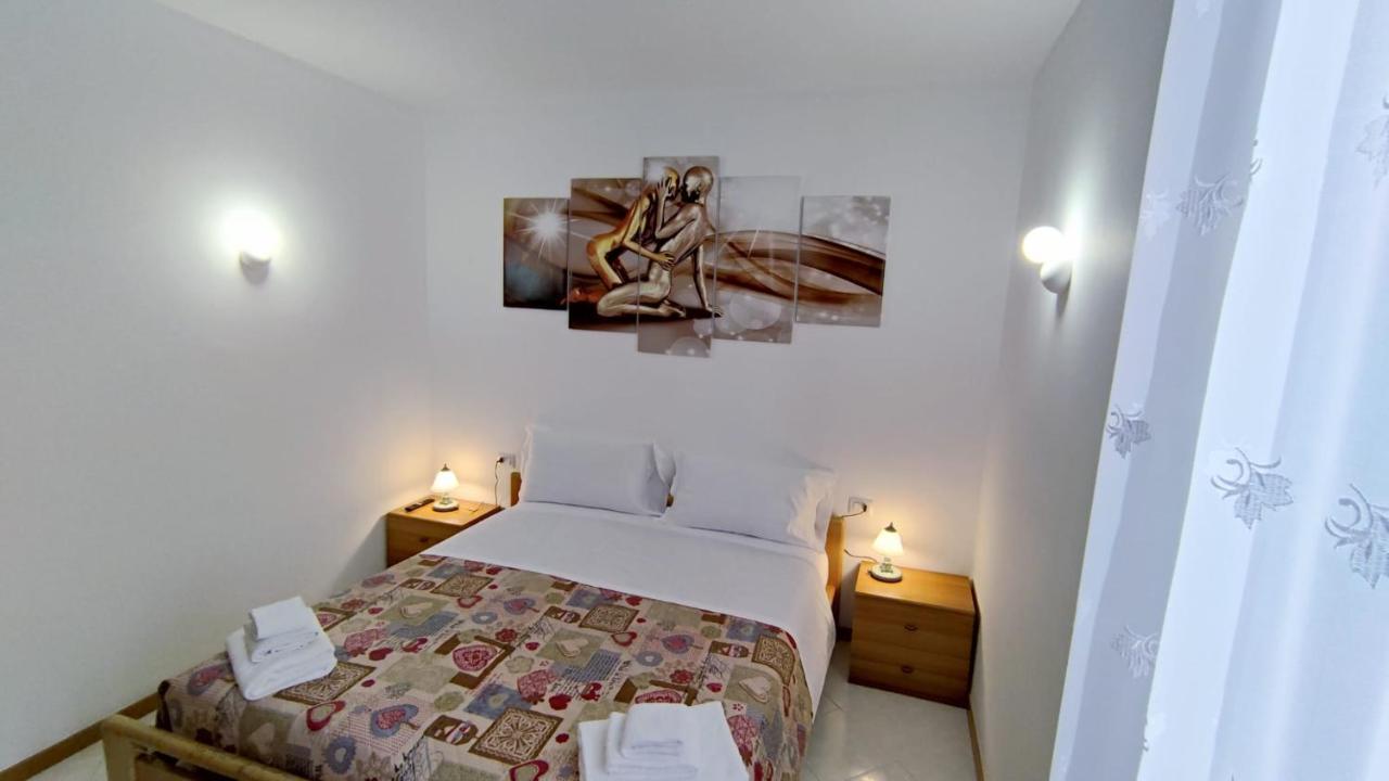 Elegante Alloggio Zona Storica เลคโค ภายนอก รูปภาพ