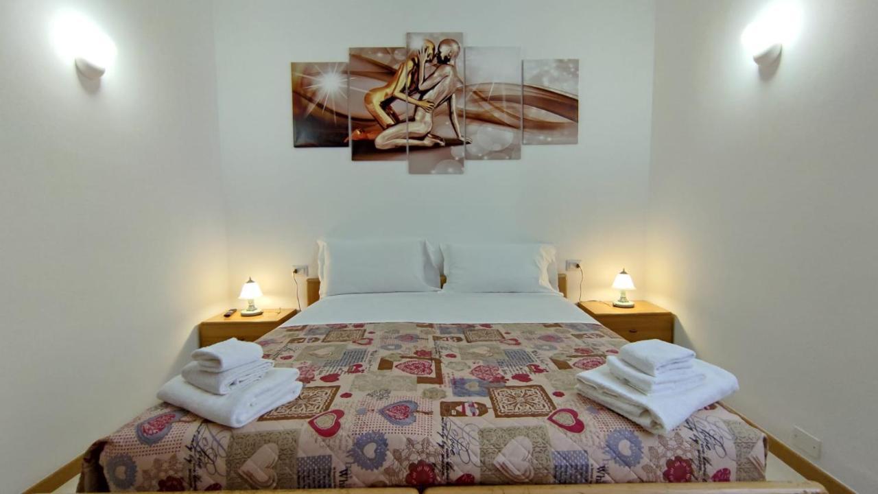 Elegante Alloggio Zona Storica เลคโค ภายนอก รูปภาพ
